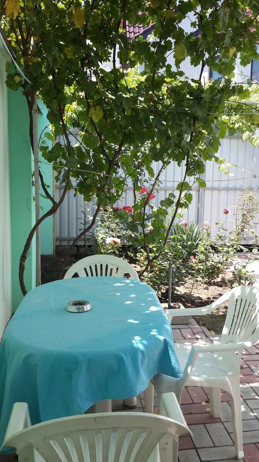 U Samogo Moria Apartment Odessa Luaran gambar